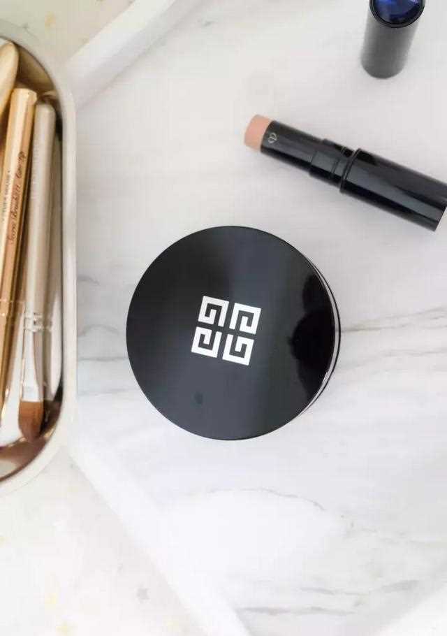 给你们看看我黑五剁的手之纪梵希禁忌之吻和ysl