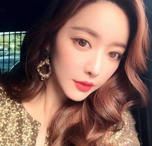 被称为“韩国范冰冰”的洪秀雅，万年不红，整形史却传不停