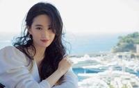 刘亦菲旅行真豪气,7千西装配4644包优雅高级,戴草编帽美成公主 刘亦菲旅行真豪气,7千西装配4644包优雅高级,戴草编帽美成公主