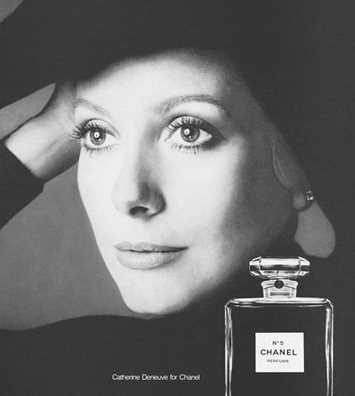 香奈儿女士香水等你检阅