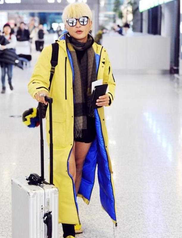 陈志朋“魔性大发”皮草配皮裤雷出新境界,并非凡夫俗子能看得懂