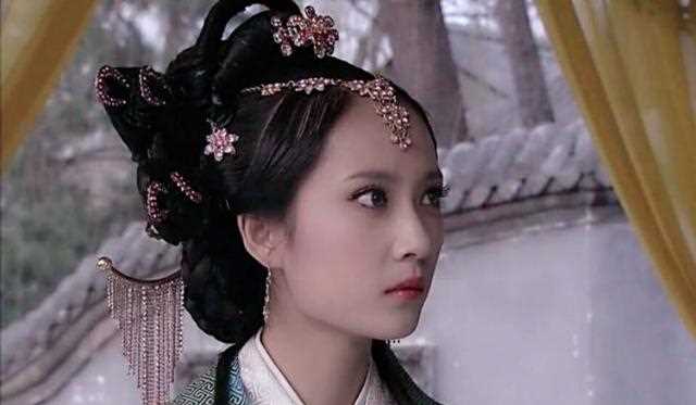 最意难平女演员—容颜为古代言情小说封面女主角而生