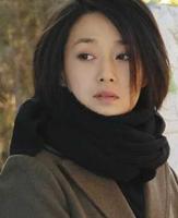 马伊琍与神秘男上演“摸头杀”，网友表示：好酸，放开她，让我来