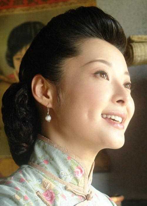 袁立：去检查被医生吓一跳，一问原是被致敬，顿时脸红