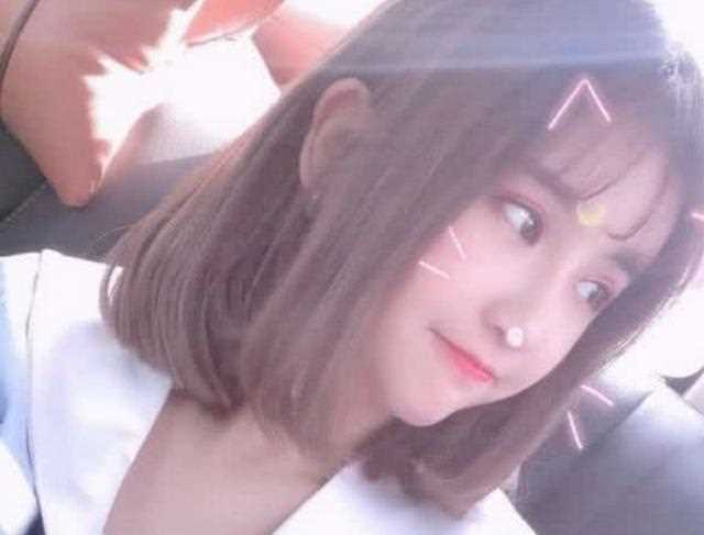 杨清柠突然晒病例，意外露出真实名字，他的一句话让千万人泪目！