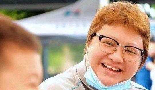 韩红老师创办的基金会，遭到举报，娱乐圈大咖相继发声，力挺韩红