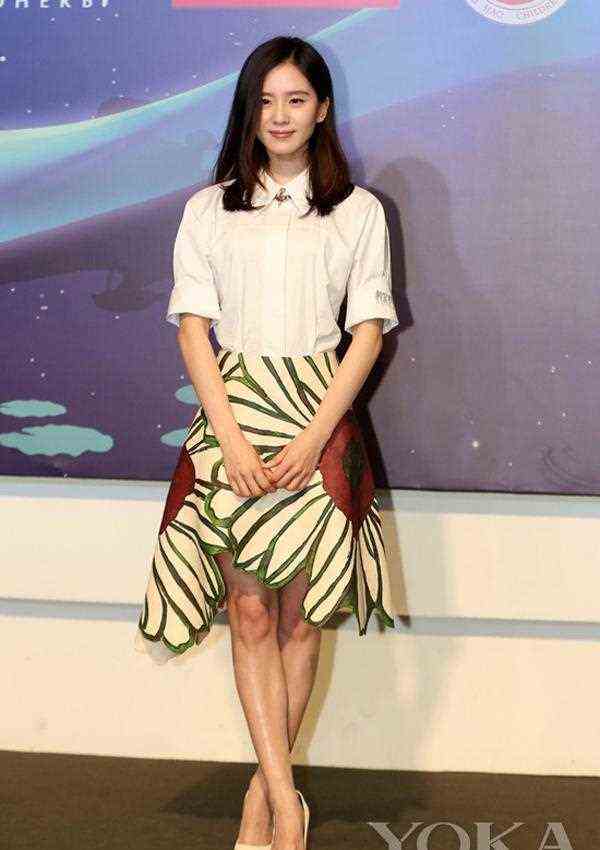 比PS还好用 刘诗诗杨幂教你用尖头鞋穿出诱人大长腿