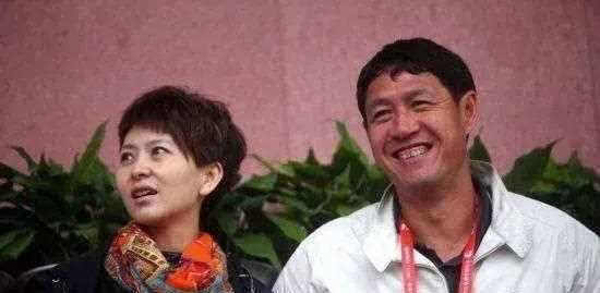 黎兵和甘萍的美好爱情：称自己与甘萍谈恋爱时，就与前妻协议离婚