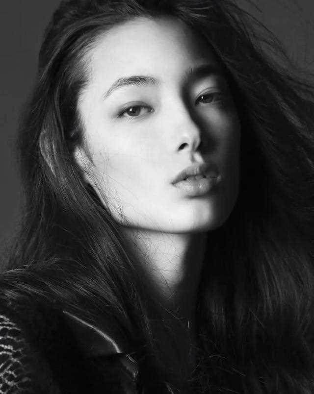 亚裔混血颜值天花板！崔素拉师妹、被称为韩国刘雯，网友：真·行走的4A风景区