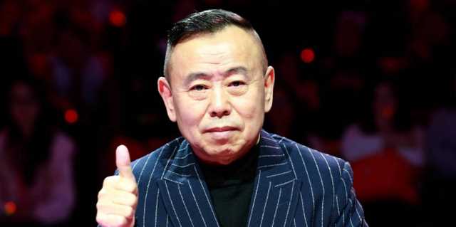 女儿嫁给10亿富豪，为何当爹的却是这番光景？潘长江经历了什么？