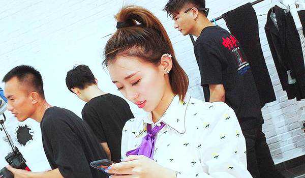 张丹峰事件又爆新证，曾自述恋上已婚女演员，毕滢：不是我