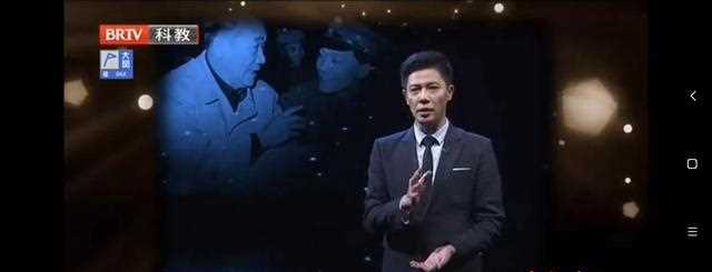 光鲜亮丽的侯耀文先生，其实活的很累很心酸