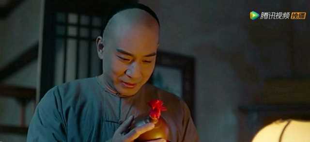 只有演戏才现身的神秘演员，当年佟丽娅给他配戏，现在完全不同了