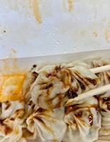 台中乌日超人气排队铜板美食小吃-阿南.宫太鲜小笼汤包.乌日水煎包.甜在心红豆饼 在地人必吃乌日美食