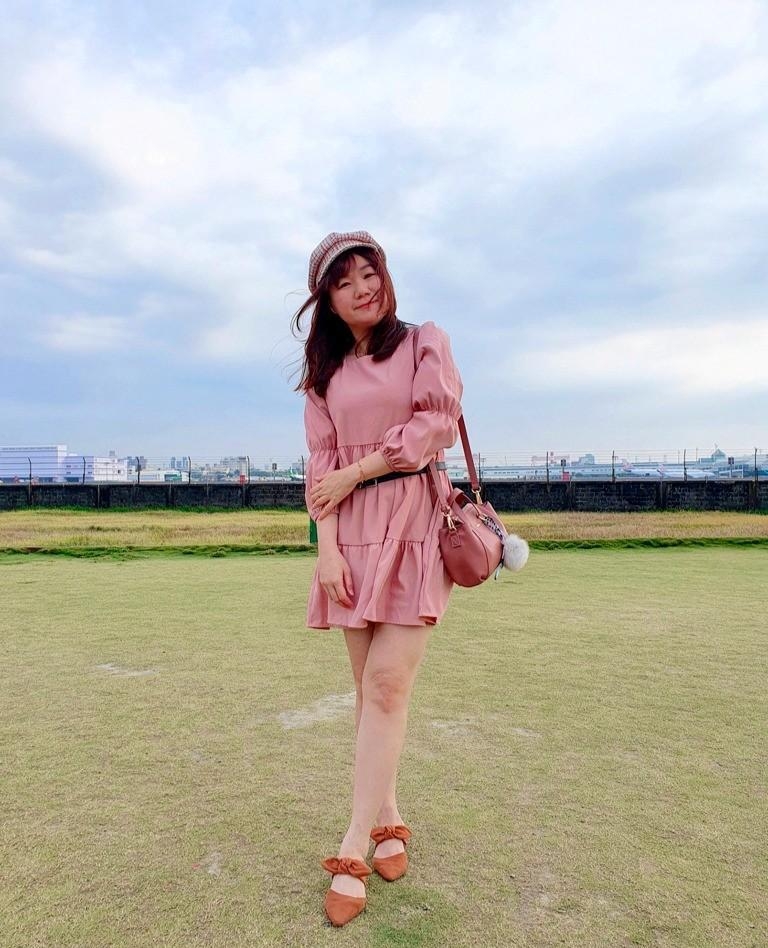 大年初四迎财神美美出门