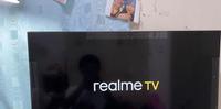 [居家娱乐必备]realme 电视 Android TV LED智慧连网显示器 内建NETFLIX、YOUTUBE