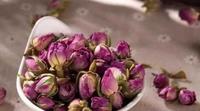 不管有钱没钱，爱美的女性要多囤4种“养颜茶”，提升气质显年轻