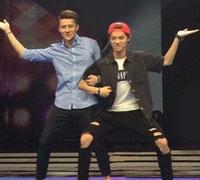 鹿晗跟世勋在exo的点点滴滴，超感动，好怀念他们