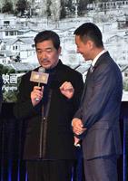 韩庚现场“挨打”？利落短发完全童颜