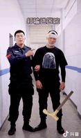 “你叉叉,别打架!” “你叉叉,别打架!”