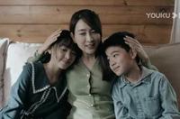 女心理师》贺妈赵希平,把失去儿子的苦藏心里,用深深的爱对女儿 女心理师》贺妈赵希平,把失去儿子的苦藏心里,用深深的爱对女儿