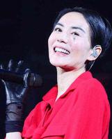王菲也要加入“真人秀”抢钱大军了，传言酬劳过亿，赚钱这么容易