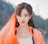f99b0edc-49de-4fde-9887-b3b68a2f6c4d_2.jpg-s 华晨宇穿高跟鞋,宁静绿嘴唇,这8位明星的“高级”审美,看不懂